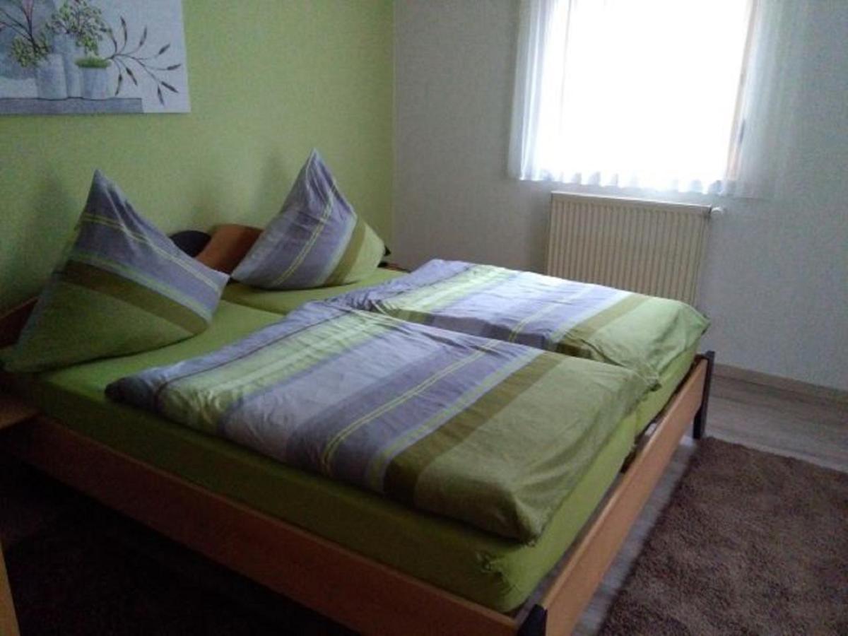 Ferienwohnung - Zimmervermietung Ringelmann Dettelbach Esterno foto